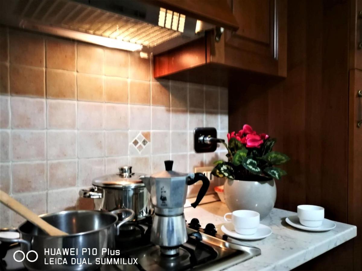 Villa Con Piscina 阿西西 外观 照片