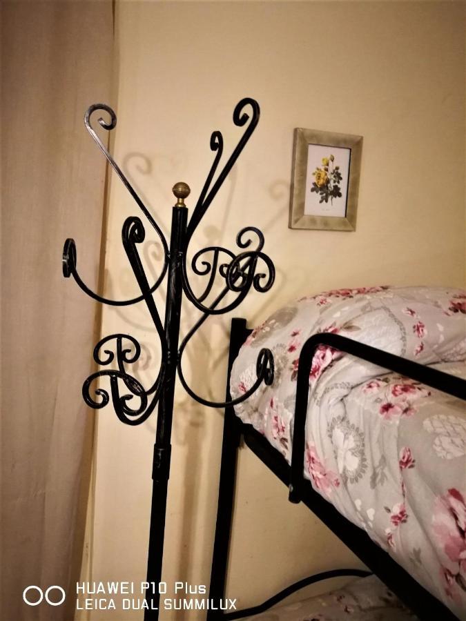 Villa Con Piscina 阿西西 外观 照片